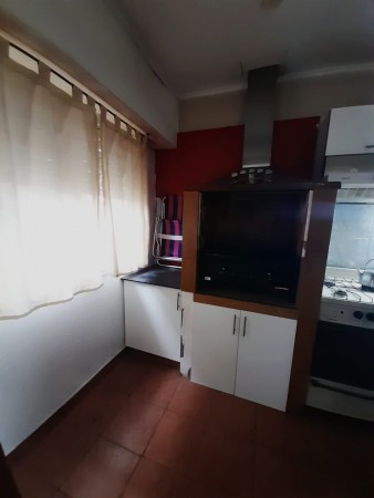 VENTA PH 2 AMBIENTES A LA CALLE