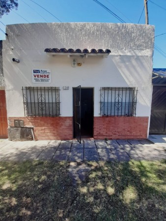 VENTA PH 2 AMBIENTES A LA CALLE
