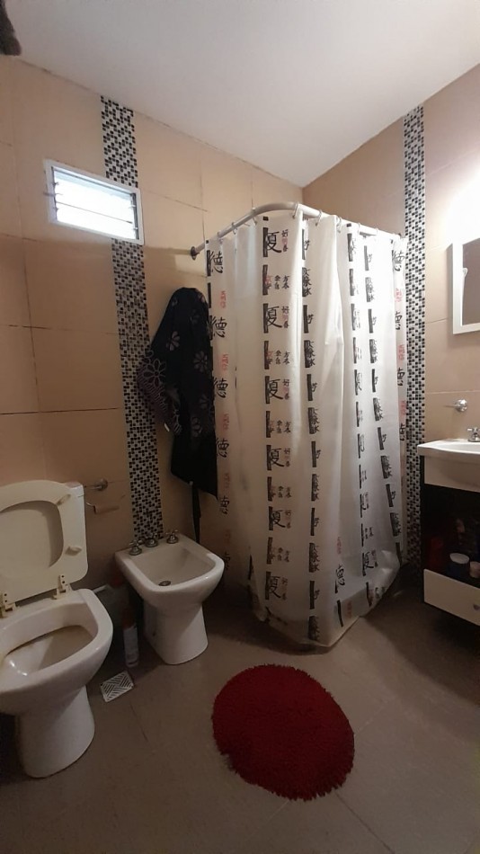 VENTA PH 2 AMBIENTES, CON PATIO-LAVADERO// SIN EXPENSAS!!