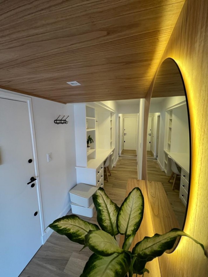 VENTA Semipiso de 3 amb con COCHERA. Falucho 2682.