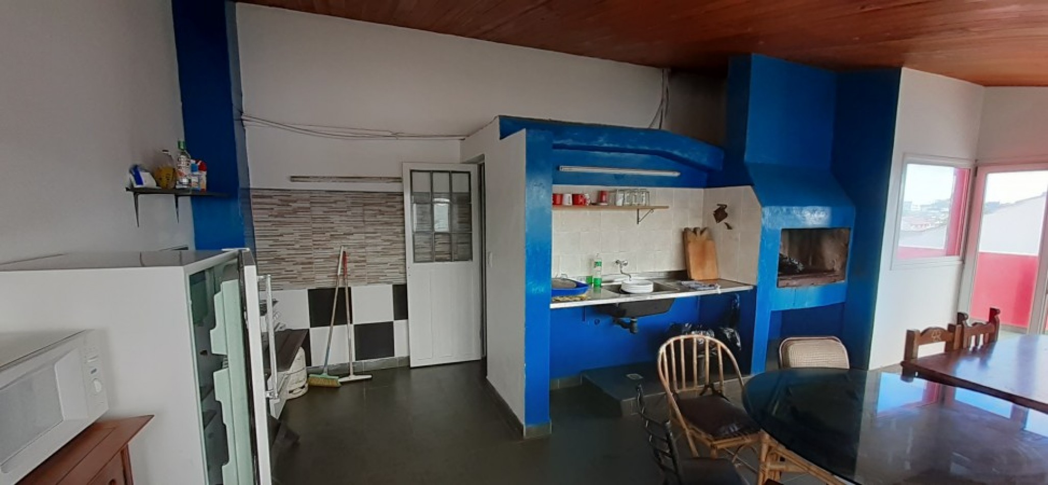 Venta complejo a reciclar ó sub dividir Punta mogotes con quincho y terraza.