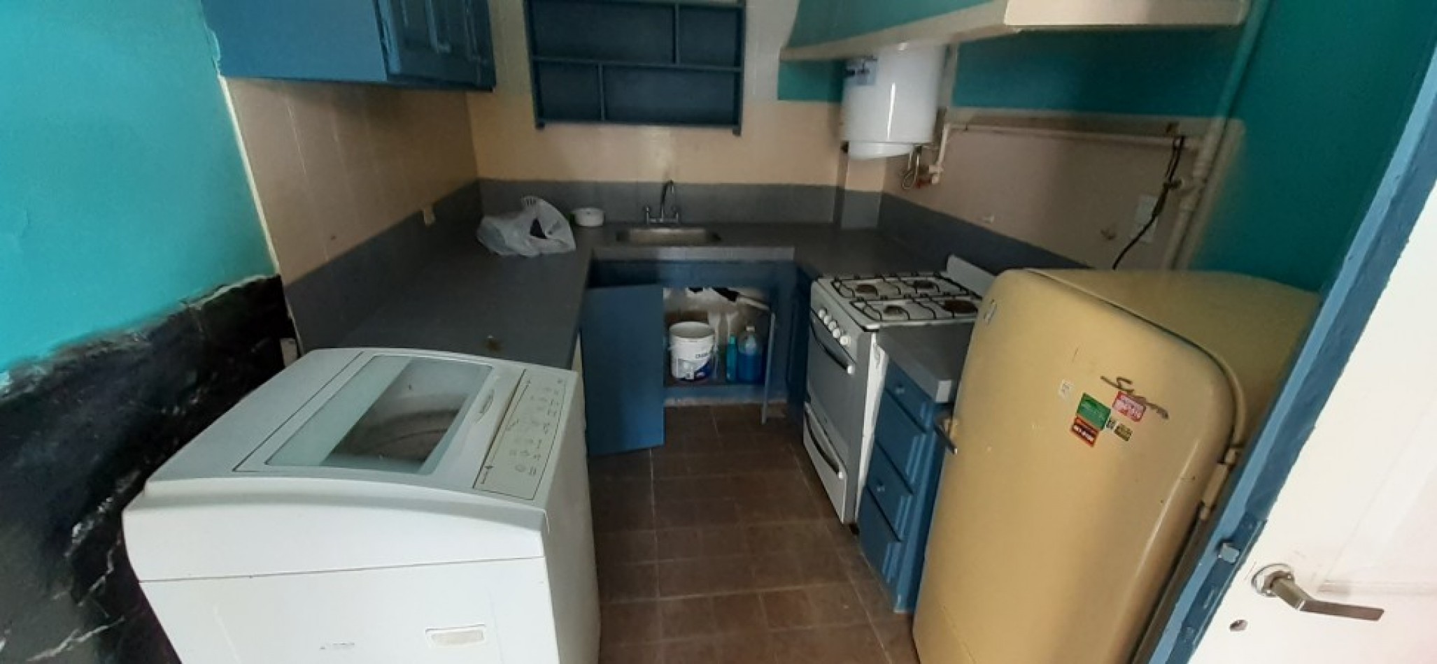 Venta complejo a reciclar ó sub dividir Punta mogotes con quincho y terraza.