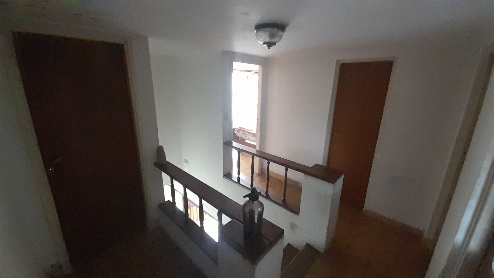VENTA CHALET PARQUE LURO!  OCHO AMBIENTES MAS COCHERA-- "A RECICLAR" - ACEPTA VALORES