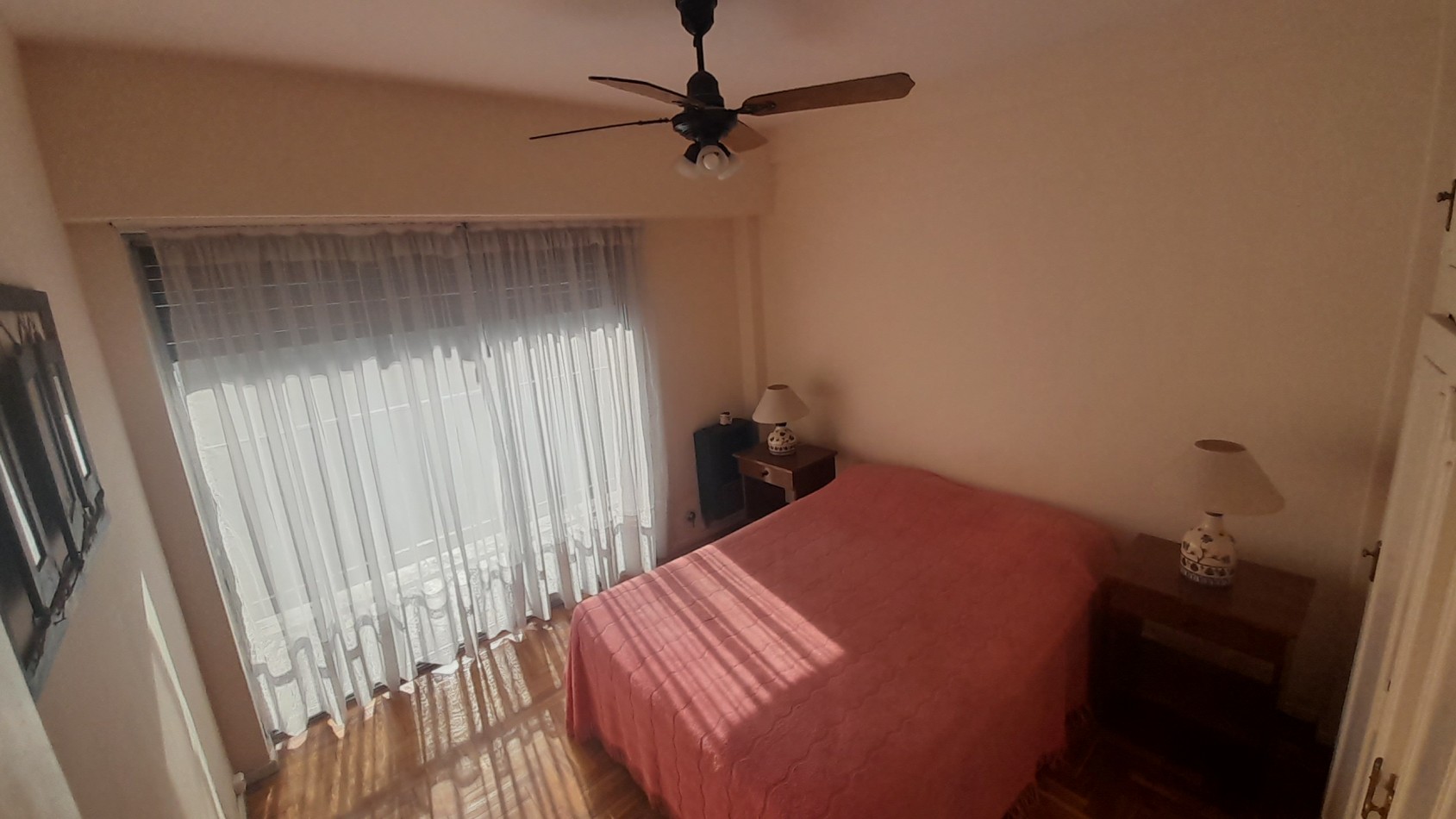 VENTA:  EXCELENTE DEPARTAMENTO -4 AMBIENTES-  CORDOBA 1600.