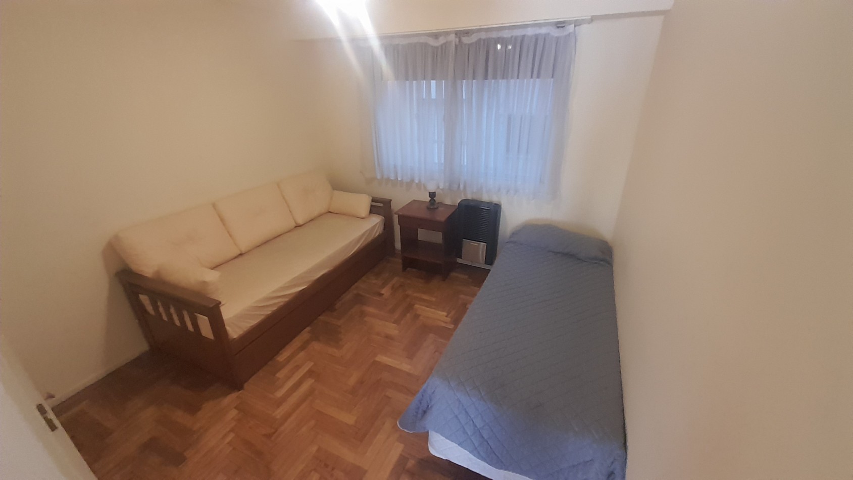 VENTA:  EXCELENTE DEPARTAMENTO -4 AMBIENTES-  CORDOBA 1600.
