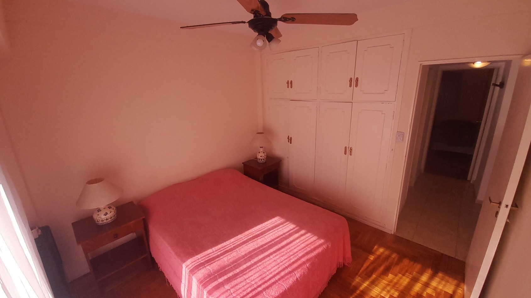 VENTA:  EXCELENTE DEPARTAMENTO -4 AMBIENTES-  CORDOBA 1600.