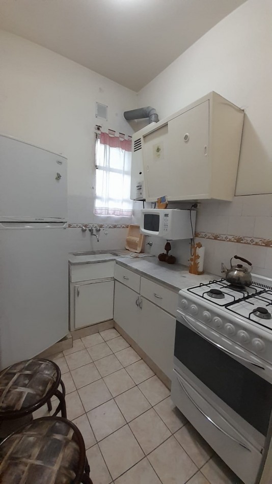 VENTA: Departamento 2 Ambientes Amplios y Luminosos, con Balcon Terraza. SOBRE PEATONAL SAN MARTIN
