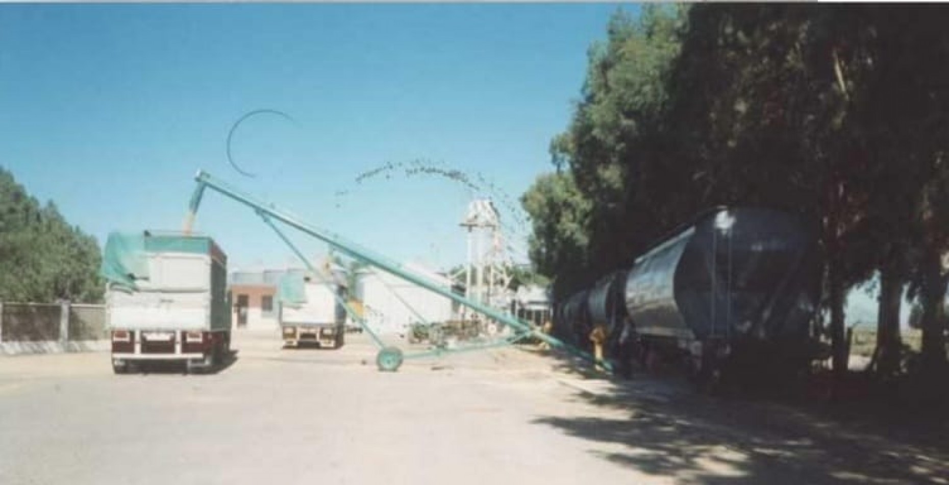 VENTA: PLANTA DE SILOS Y ACOPIO DE CEREALES EN CORONEL DORREGO (BS. AS.)