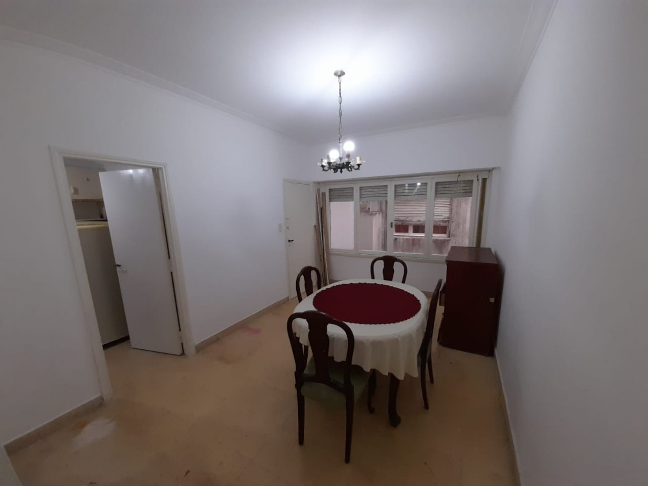 VENTA 2 AMBIENTES IMPECABLES MORENO CASI SANTA FE 