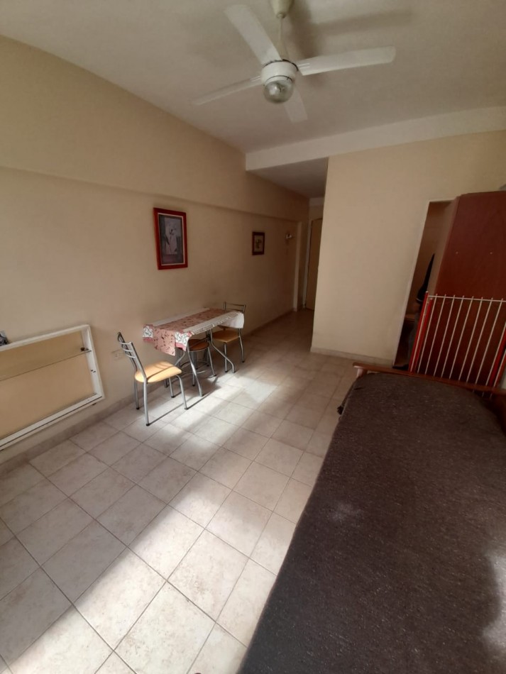 DEPARTAMENTO 1 AMBIENTE LURO Y CORRIENTES