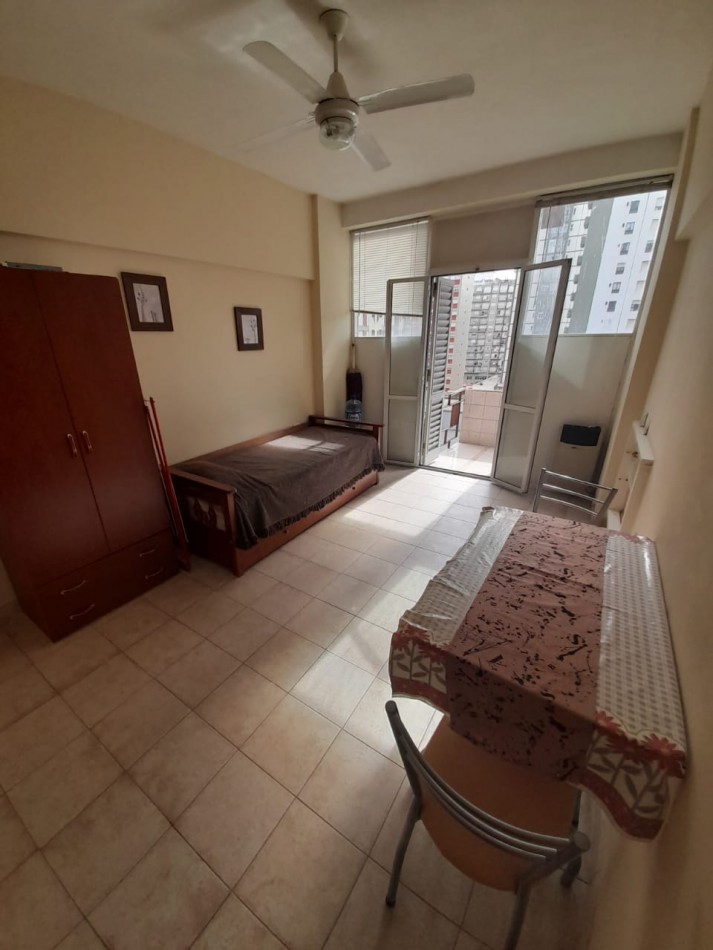 DEPARTAMENTO 1 AMBIENTE LURO Y CORRIENTES