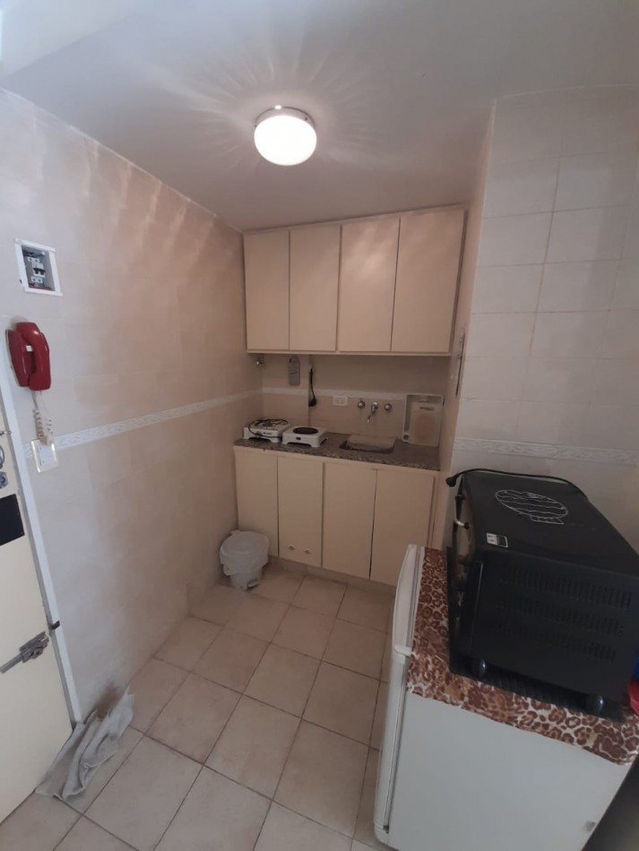 DEPARTAMENTO 1 AMBIENTE LURO Y CORRIENTES