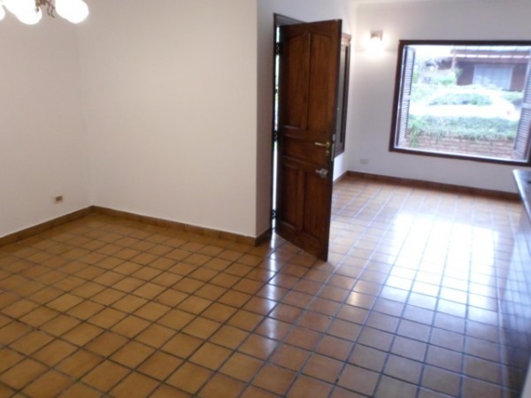 EN VENTA CHALET EN CONSTITUCION