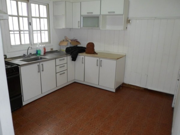 EN VENTA CHALET EN CONSTITUCION