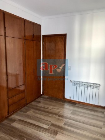 Venta departamento 4 ambientes con vista al mar.  RECICLADO A NUEVO!!!
