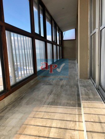 Venta departamento 4 ambientes con vista al mar.  RECICLADO A NUEVO!!!