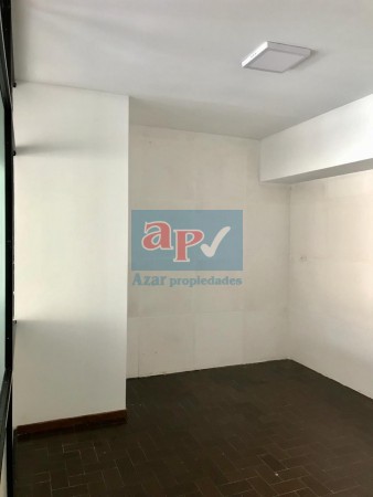 Venta oficina céntrica a la calle 