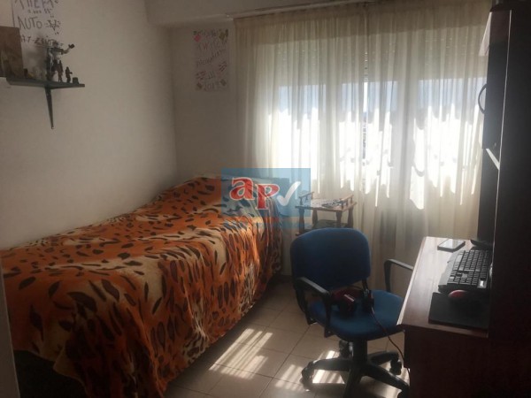 VENTA EXCELENTE DEPARTAMENTO 4 AMBIENTES GABOTO 3400