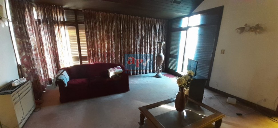 VENTA CHALET BARRIO BOSQUE ALEGRE
