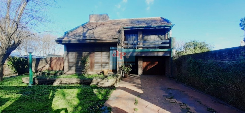 VENTA CHALET BARRIO BOSQUE ALEGRE