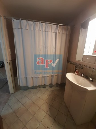 VENTA SOBRE AVENIDA MUYYY COMERCIAL CHALET CON DEPARTAMENTO 10.39X35.50