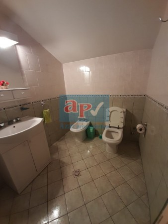 VENTA SOBRE AVENIDA MUYYY COMERCIAL CHALET CON DEPARTAMENTO 10.39X35.50