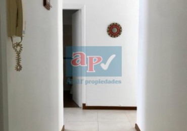 VENTA DEPARTAMENTO 3 AMBIENTES, AMOBLADO Y RECICLADO A NUEVO. SAN MARTIN 2500