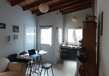  VENTA HERMOSO PH DE DOS AMBIENTES EN PLANTA BAJA CON PATIO Y LAVADERO ¡¡SIN EXPENSAS!!
