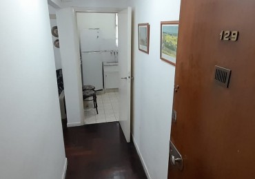 VENTA: Departamento 2 Ambientes Amplios y Luminosos, con Balcon Terraza. SOBRE PEATONAL SAN MARTIN