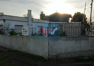 VENTA casa a reciclar Barrio Puerto!!
