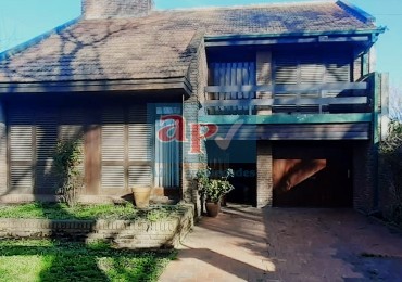 VENTA CHALET BARRIO BOSQUE ALEGRE