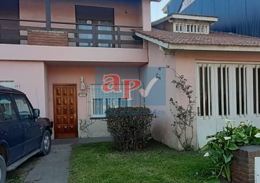 VENTA CHALET SOBRE LA AVENIDA ESTRADA 