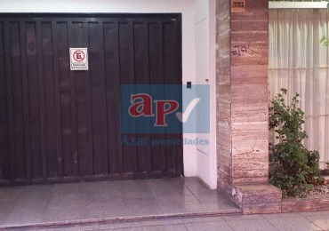 EN VENTA COCHERA 