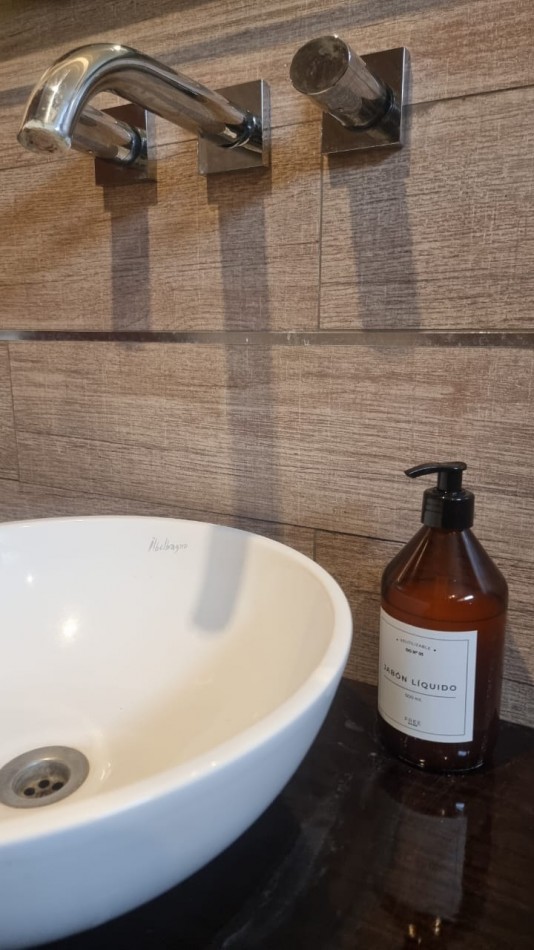 ALQUILER  TEMPORADA  SIERRA DE LOS PADRES  - CHALET  MODERNO CON PILETA, GRAN PARQUE,  ZONA 5 ESQUINAS 