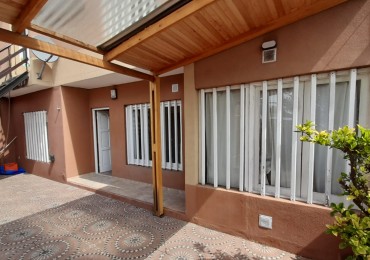 VENTA EXCELENTE Y AMPLIO PH EN ROCA Y OLAZABAL 100 m2. CUBIERTO MAS COCHERA MAS PATIO